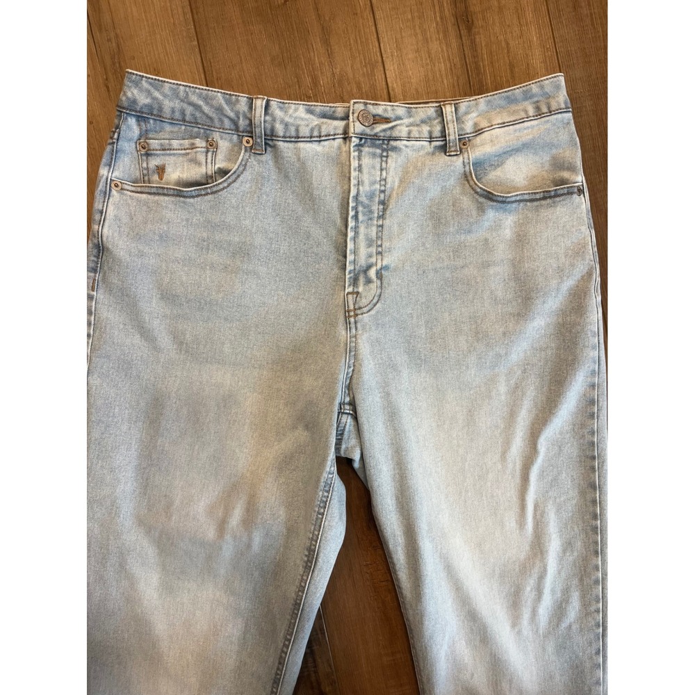 FRYE Light Wash High Waisted Straight‎ Leg Jeans Women Size 12 31 - Picture 2 of 8